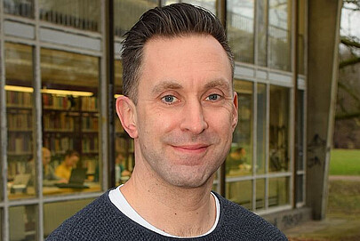Porträtfoto von Personalratsmitglied Andre Hruschka